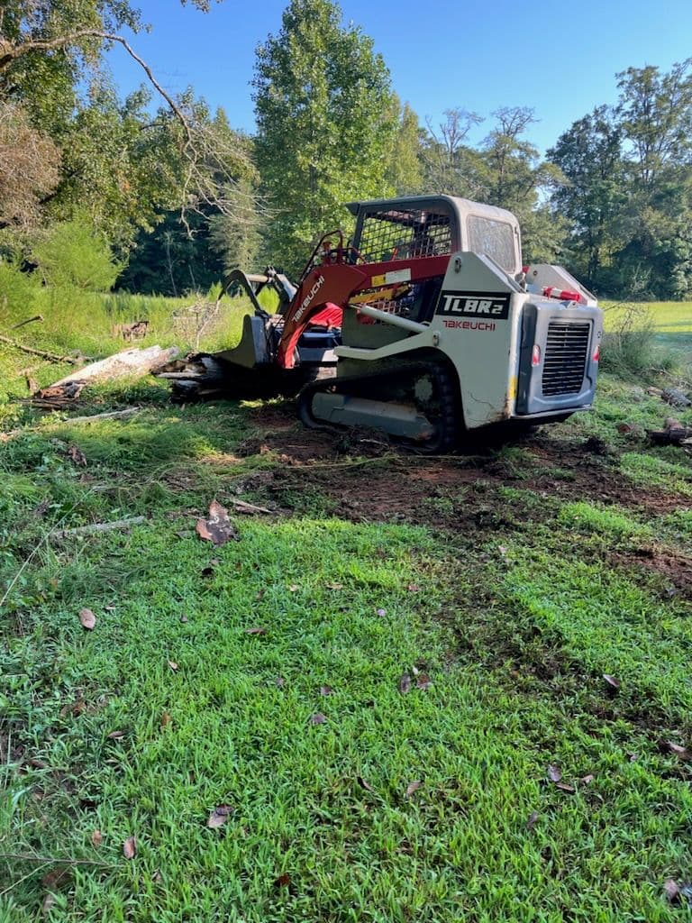 Project Efficient Land Clearing and Leveling Expertise image